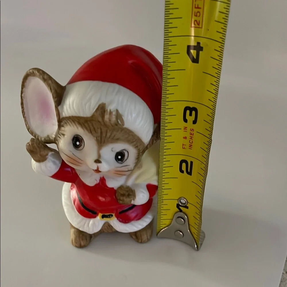 Homco, Porcelain Christmas Santa Claus Mouse Figurine Holding Bag of Toys #5405